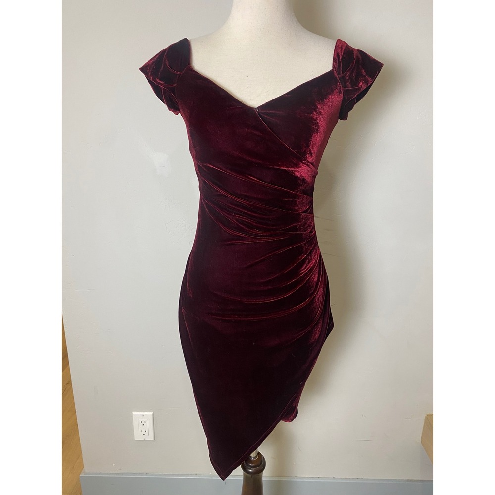 IN San Francisco Burgundy Velvet Ruched Tulip Hem Bodycon Dress Y2K Size 3